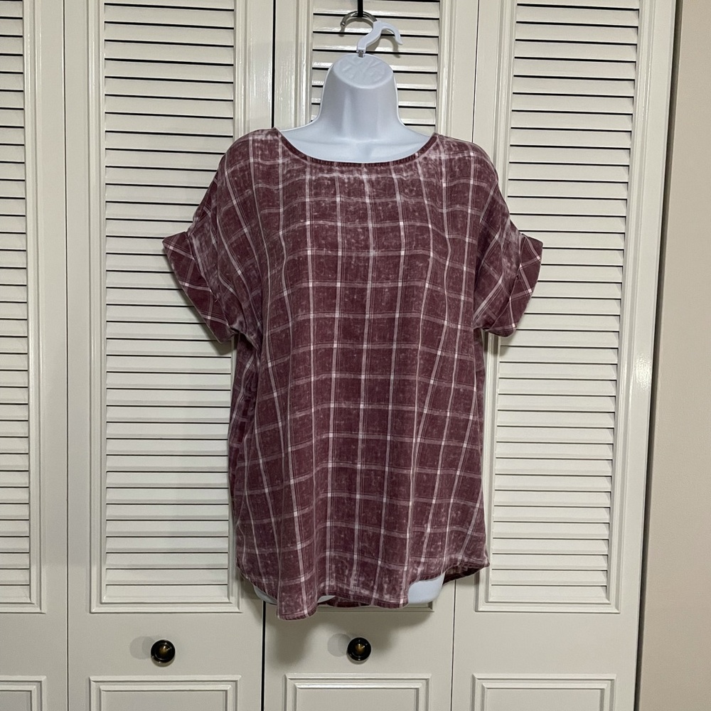 NWOT Rock and Republic short sleeve top L